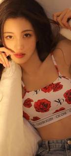 福尔摩斯小姐海报